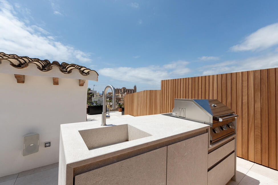 Spektakuläres Duplex-Penthouse mit Dachterrasse und Pool in Palmas Altstadt