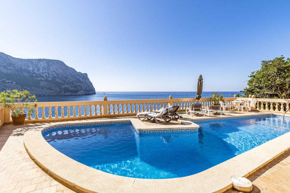 Herrliches Apartment in 1. Meereslinie, mit direktem Meerzugang in Cala Llamp