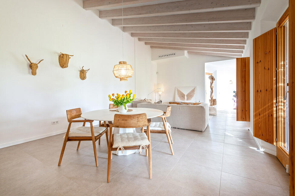 Traumhaft renovierte Finca mit Pool in Santa Maria del Camí