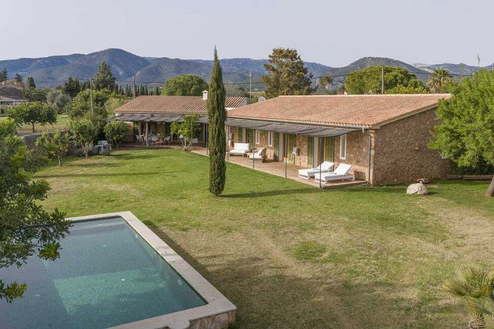 Bonita finca reformada con piscina en Santa Maria del Camí