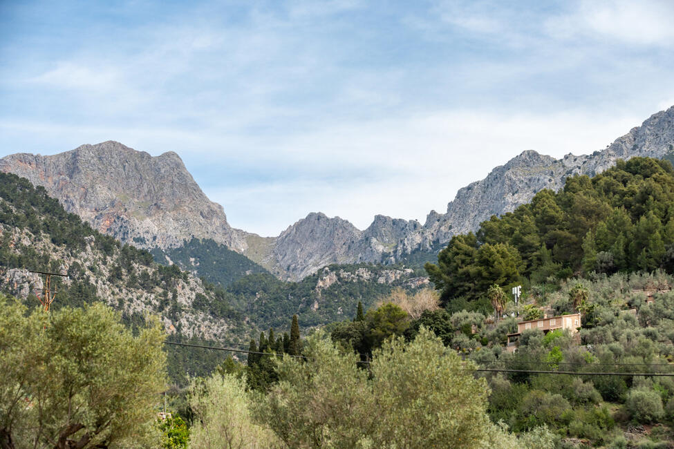 Exclusive new buildDetached house in the middle of the Tramontana mountains in Fornalutx