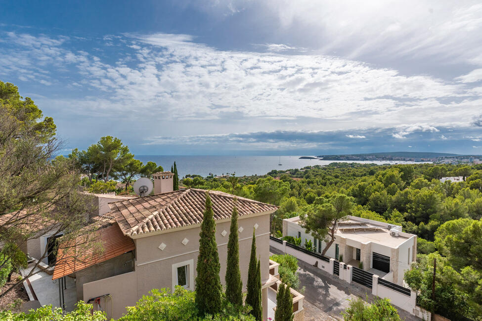 Mediterrane Villa mit fantastischem Meerblick in Costa d’en Blanes