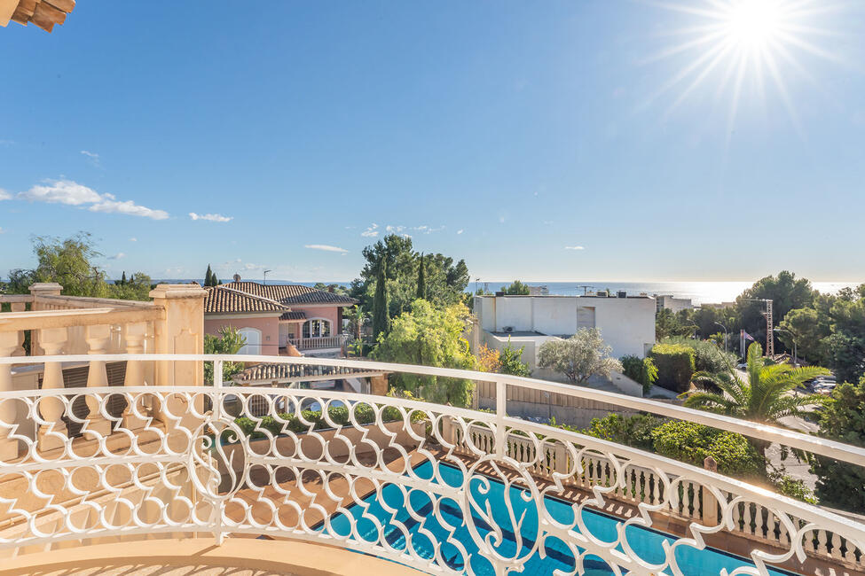 Fantastische Villa mit Gästeapartment und Teilmeerblick in Costa d’en Blanes