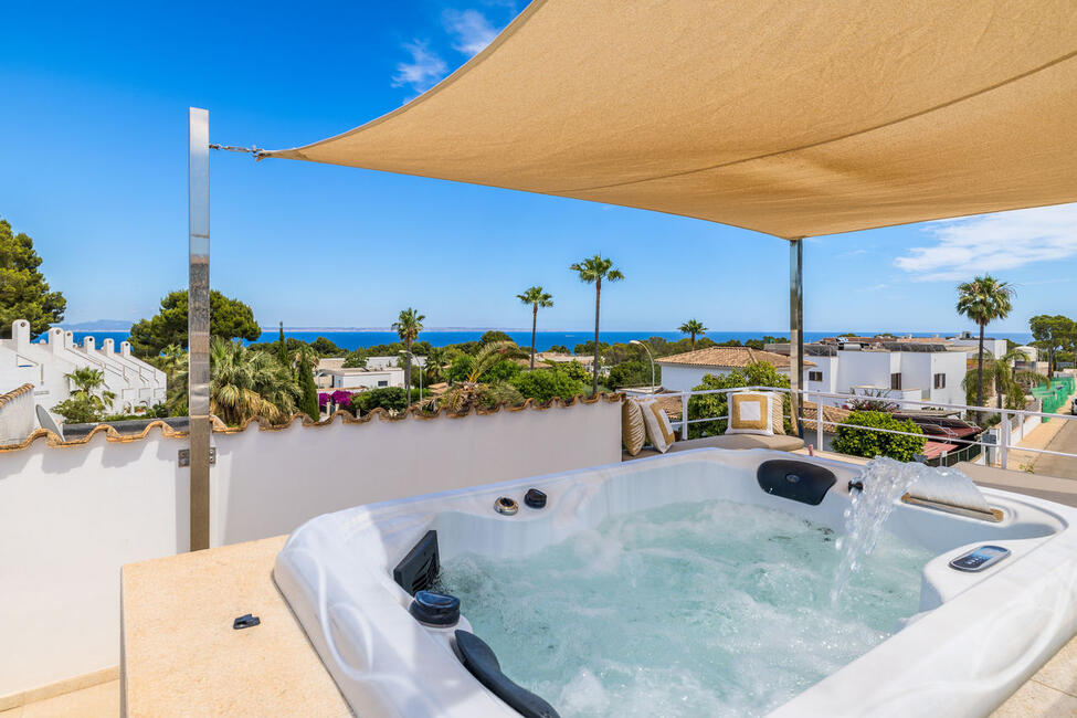 Hochwertig renovierte und möblierte Villa mit Pool in Sol de Mallorca