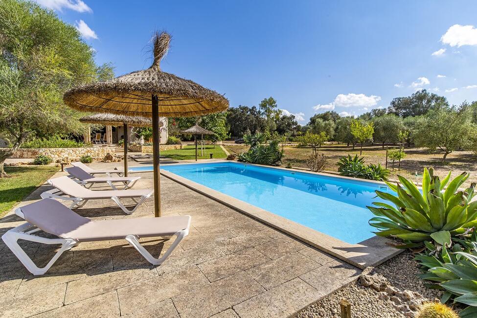 Hermosa finca con piscina, excelentes vistas y mucha privacidad en Ariany