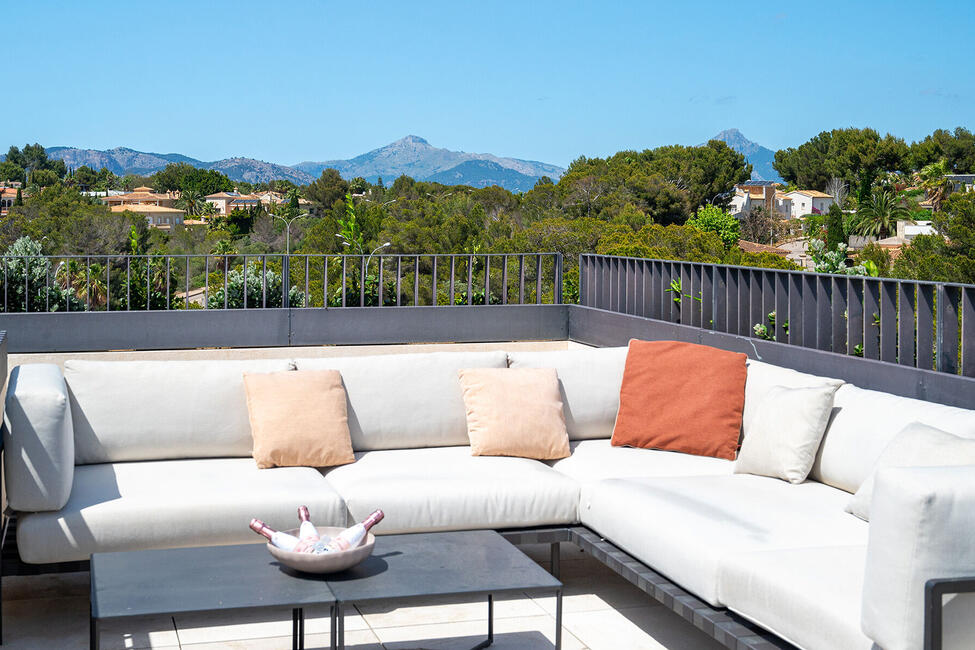 Beeindruckendes Meerblick-Penthouse mit einzigartiger Dachterrasse mit privatem Pool in Nova Santa Ponsa