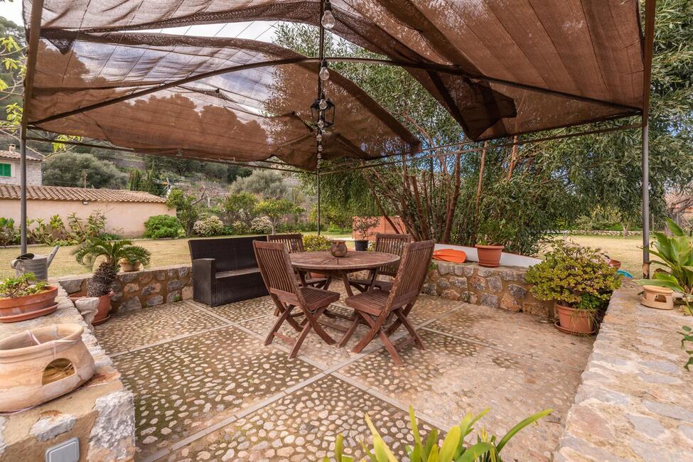 Fabelhafte, renovierte Finca mit Pool und Bergblick in Sóller