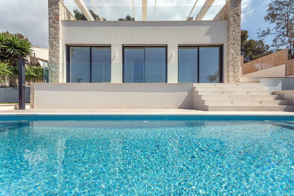 Elegant newly built villa with fantastic sea views in Portals Nous