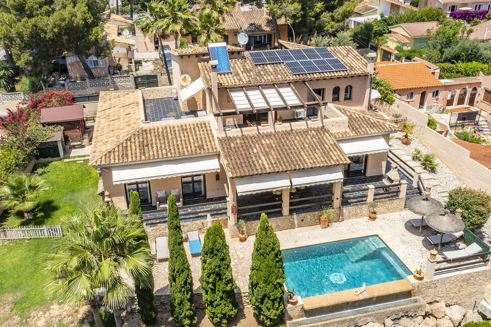 Gepflegte Villa mit Pool und fussläufig zum Meer Costa de la Calma