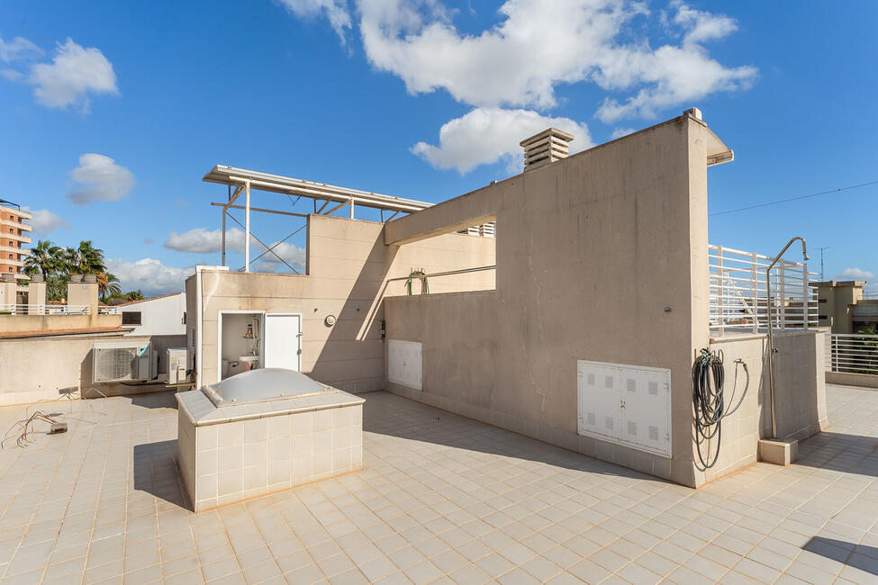 Grossartiges Penthaus mit Meerblick und privatem Pool in Palma