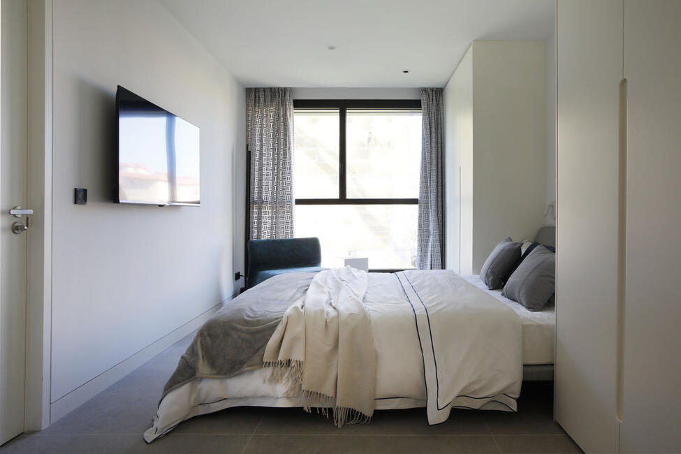 Fantastisches Neubau-Apartment in luxuriöser Wohnanlage in Portixol