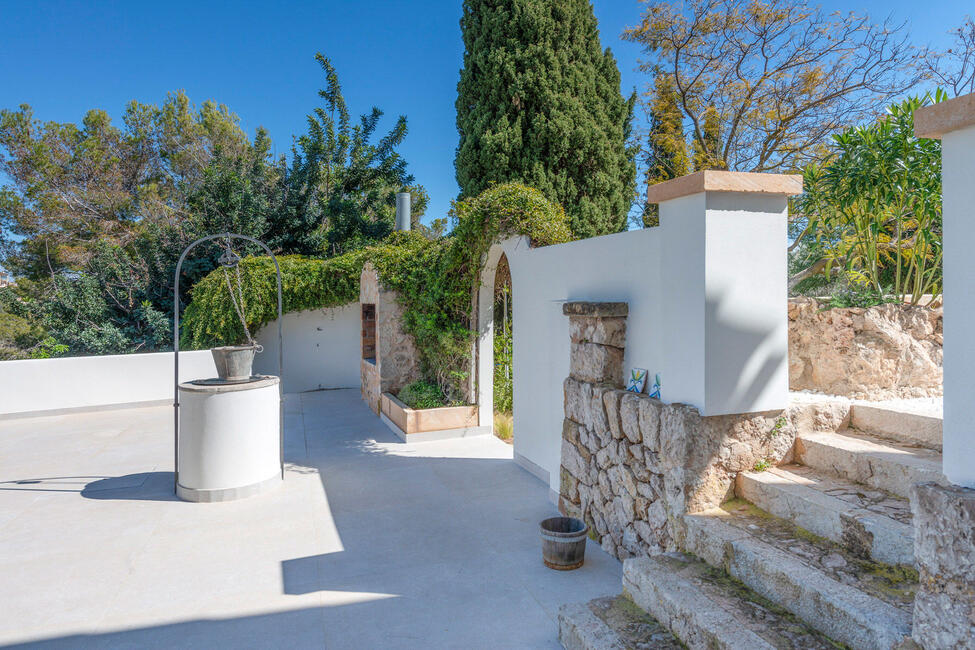 Preciosa casa señorial con piscina rodeada de exuberante naturaleza en Génova