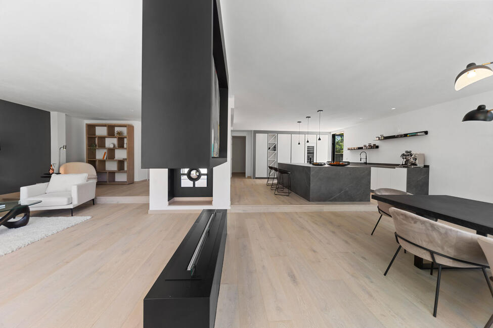 Luxuriös renovierte Villa mit Teilmeerblick und Pool in Costa d’en Blanes