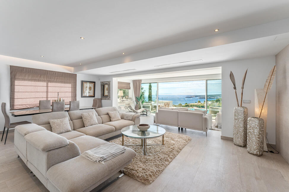 Aufwendig renovierte Villa mit fantastischem Meerblick in Costa d’en Blanes