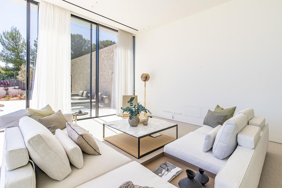 Exklusive Neubau-Villa mit zwei Pools und Blick ins Grüne in Génova, Palma