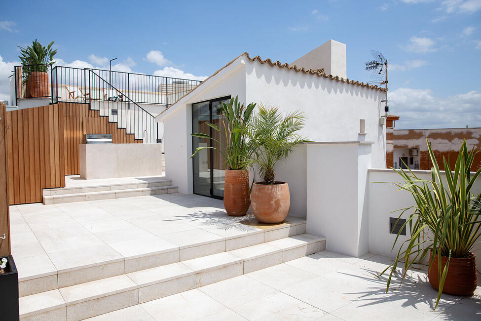 Spektakuläres Duplex-Penthouse mit Dachterrasse und Pool in Palmas Altstadt