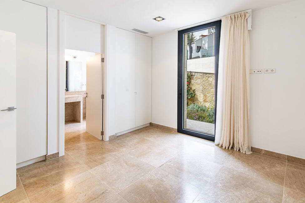 Neubau-Luxusvilla mit wunderschönem Meerblick in Sol de Mallorca