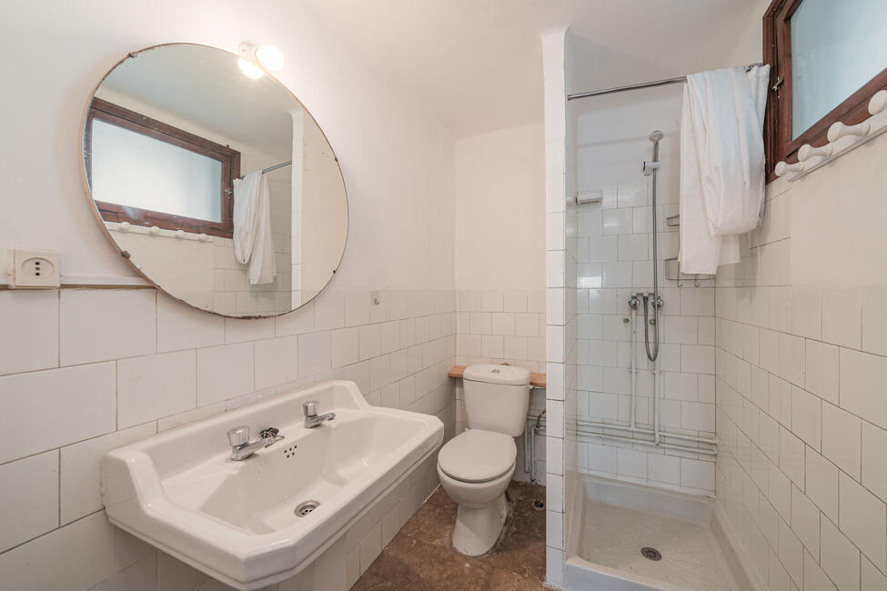 Traditionelles Herrenhaus mit eleganten Café und Pool in Sóller