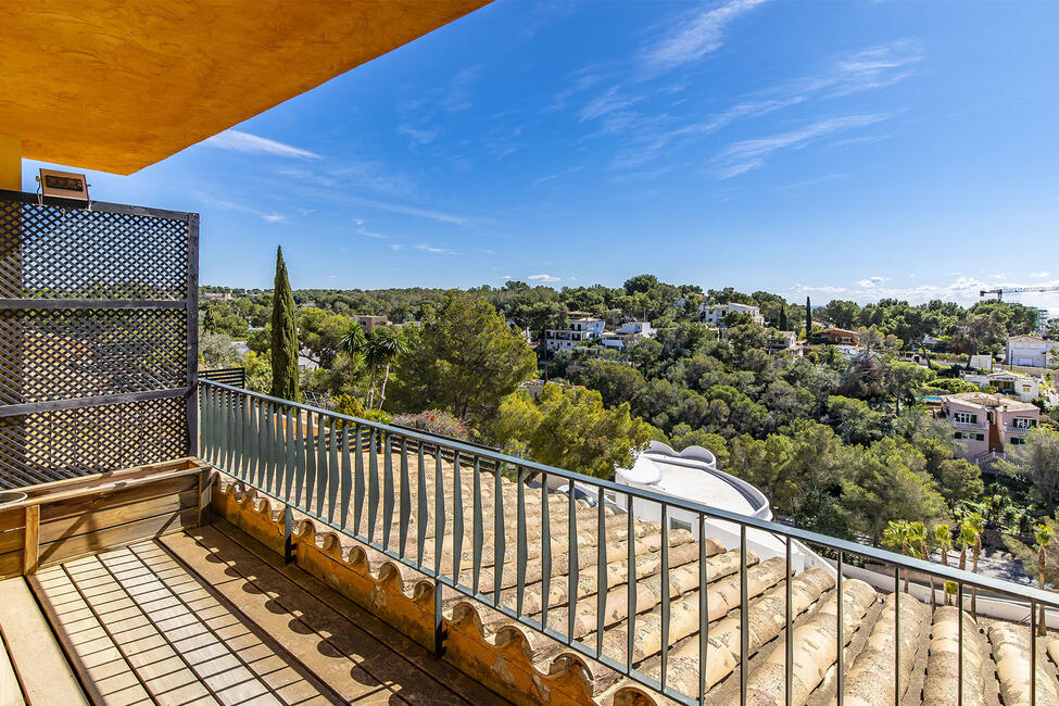 Schönes Reihenhaus mit Meerblick und Gemeinschaftspool in Portals Nous