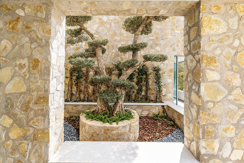 Luxuriöse Neubau-Villa mit Pool und Meerblick in Santa Ponsa