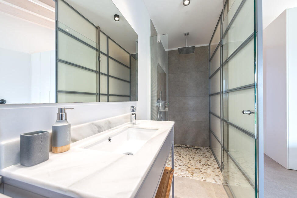 Traumhaft renovierte Finca mit Pool in Santa Maria del Camí