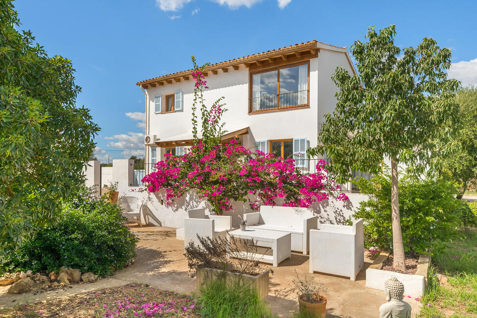 Gepflegte Finca mit Meerblick und Poolprojekt in Porto Cristo