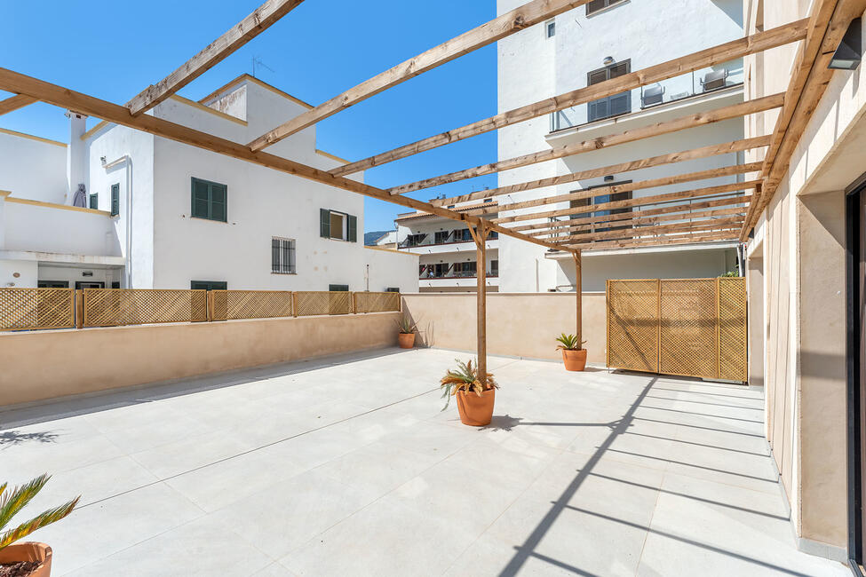 Herrliche Neubau Maisonette-Wohnung in Puerto de Sóller