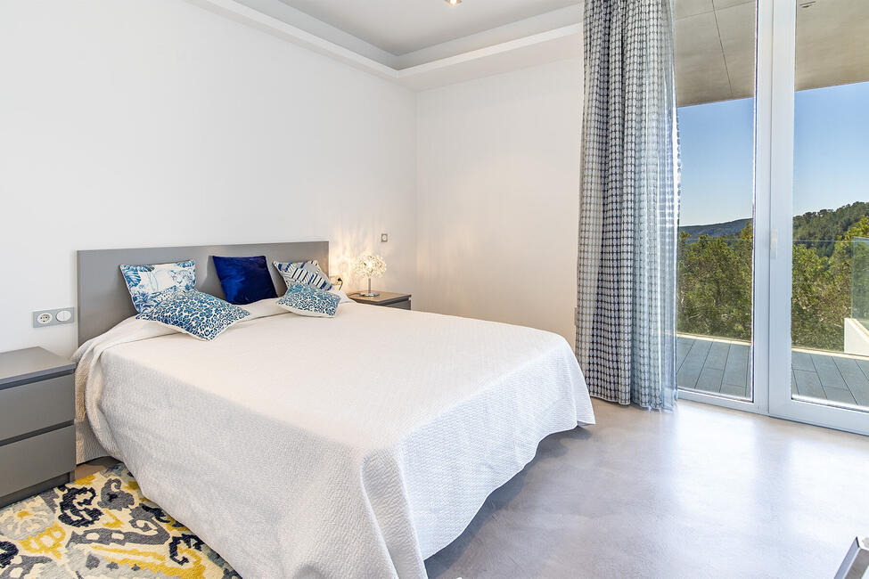 Einzigartige Villa mit Pool und Meerblick in Son Vida