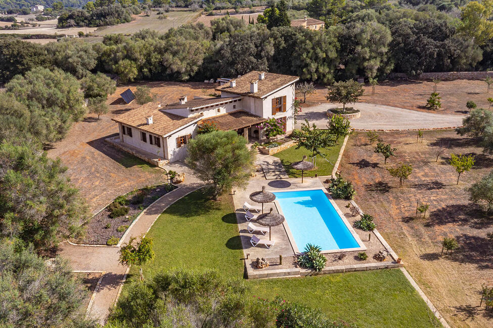 Hermosa finca con piscina, excelentes vistas y mucha privacidad en Ariany