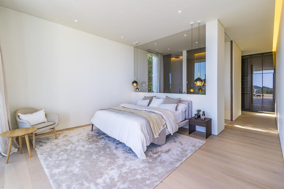 Exklusive Villa mit Innen- und Außenpool, sowie Meerblick in Son Vida
