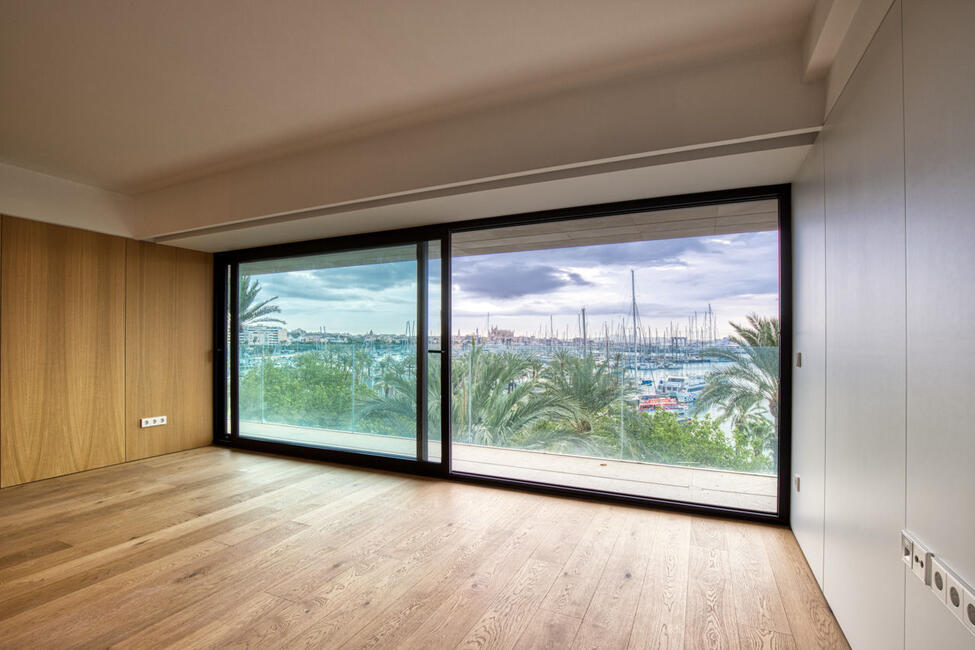 Luxus-Apartment in erster Meereslinie mit Meerblick in Palma
