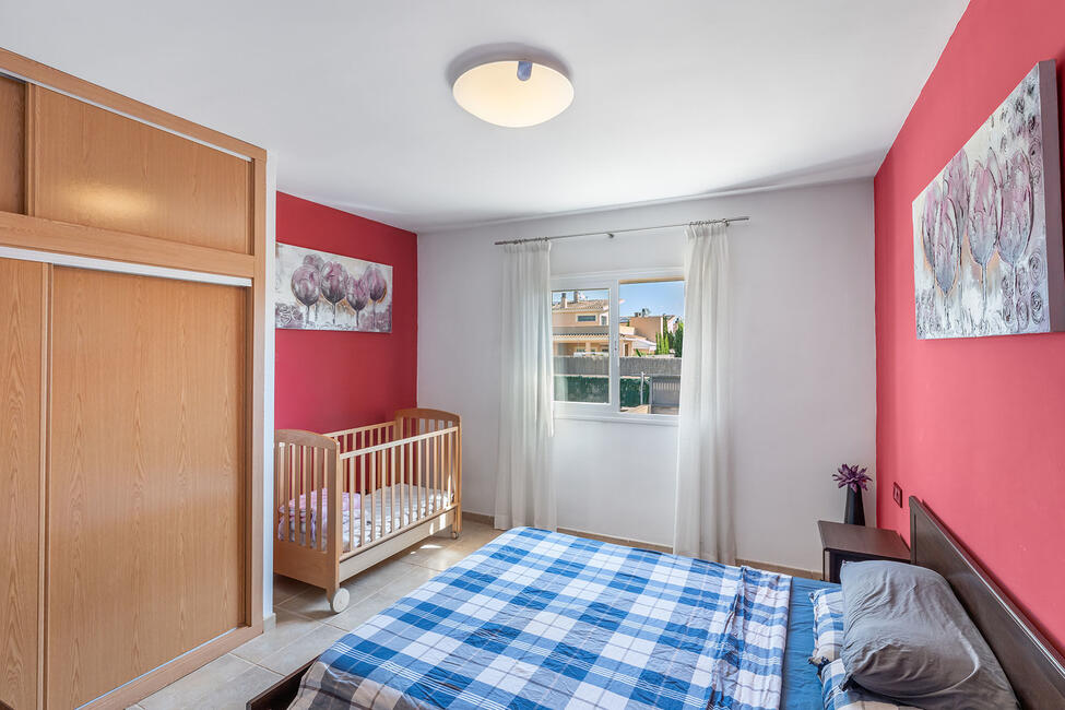 Sonniges Chalet mit Pool und Ferienvermietungslizenz in Sa Rápita