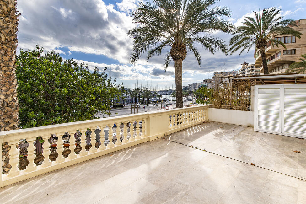 Modernes Apartment in 1. Meereslinie am Paseo Marítimo in Palma