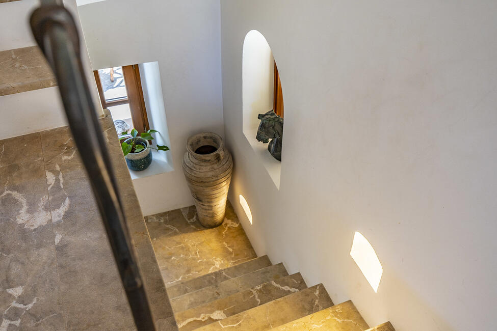 Charming finca with guest house and mountain views near Sóller