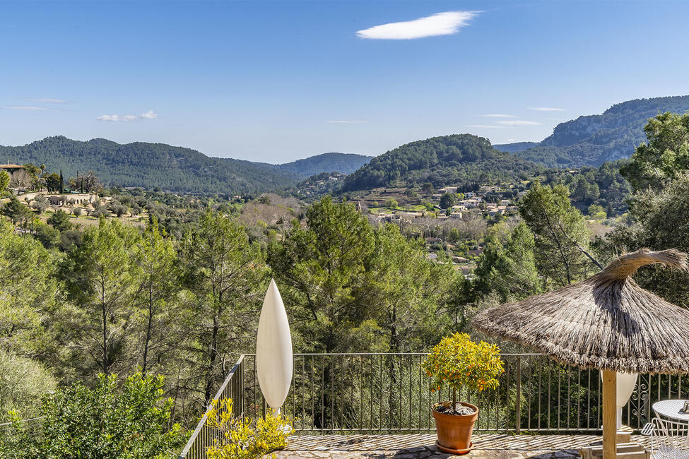 Finca in traumhafter Lage mit Ferienvermietungslizenz in Puigpunyent