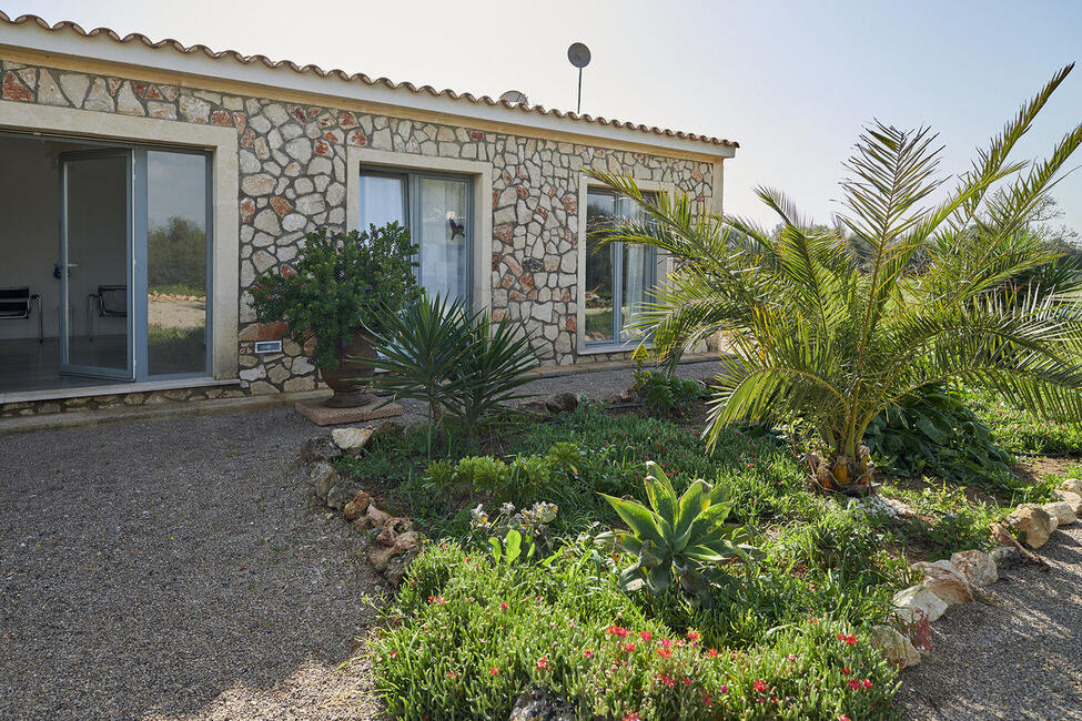Fabelhafte, von Natur umgebene Finca mit Pool in Campos