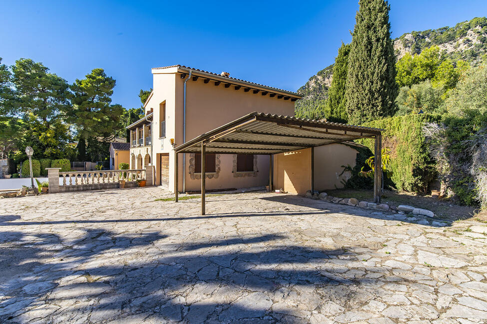 Casa señorial reformada con casa de invitados y gran zona de piscina en Valldemossa