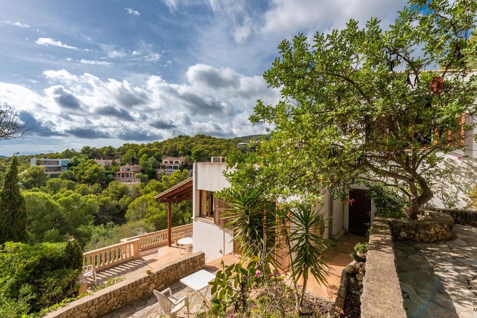 Mediterrane Villa mit fantastischem Meerblick in Costa d’en Blanes