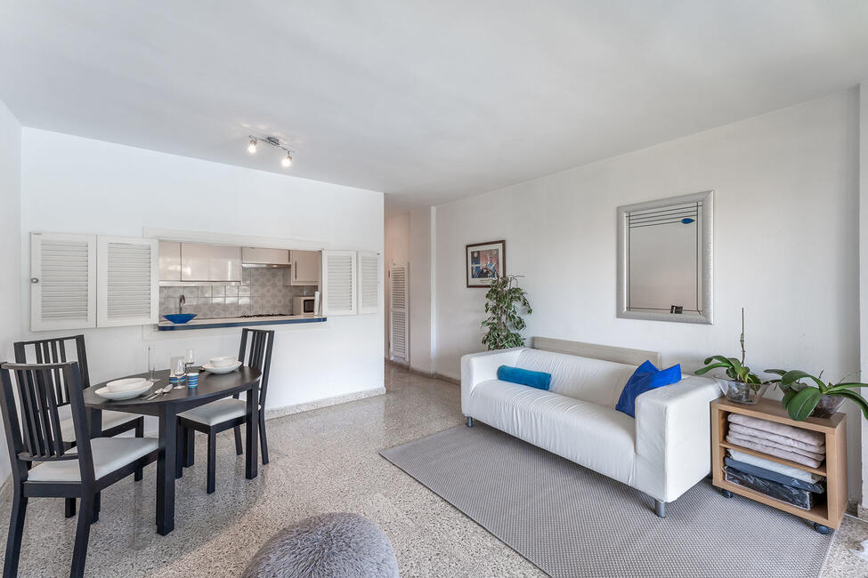 Attraktives Apartment mit Gemeinschaftspool direkt am Hafen von Puerto Portals