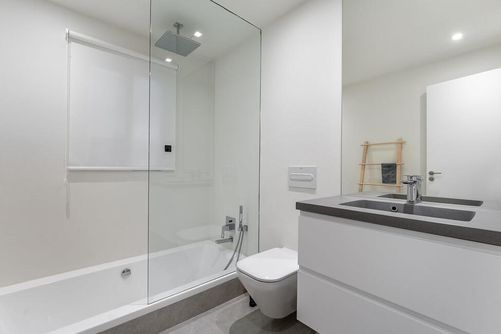 Luxuriously renovated garden apartment with communal pool in Portals Nous