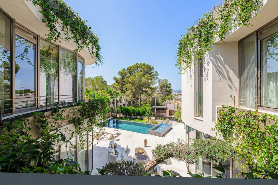 Spektakuläre Luxusvilla mit Pool in privilegierter Lage in Bendinat