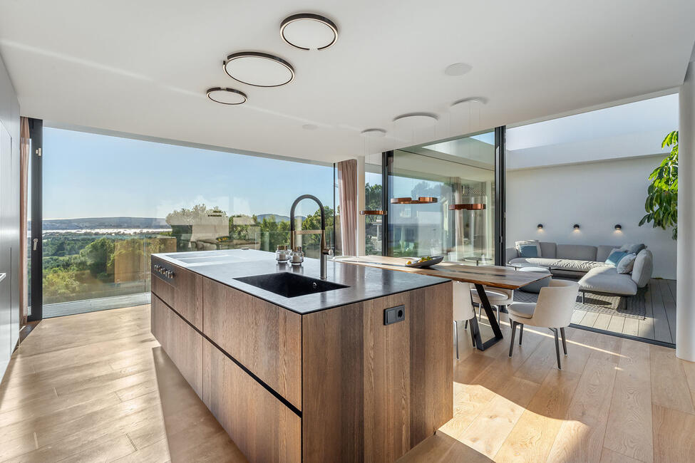 Atemberaubende Designer-Villa mit sensationellem Meerblick in Costa den Blanes
