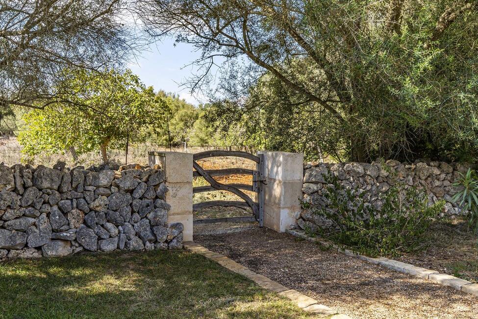 Hermosa finca con piscina, excelentes vistas y mucha privacidad en Ariany