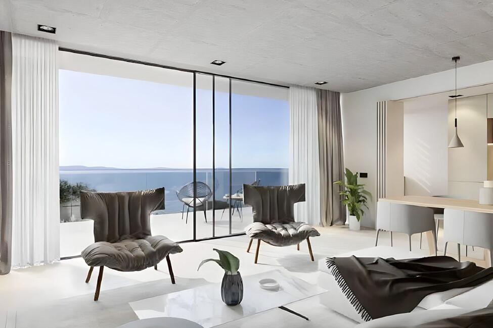 Hübsche Neubauvilla mit Pool und Meerblick in Puerto Alcudia
