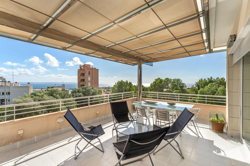 Grossartiges Penthaus mit Meerblick und privatem Pool in Palma