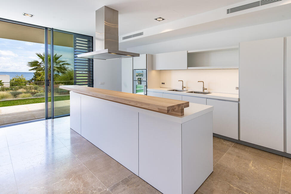 Neubau-Luxusvilla mit wunderschönem Meerblick in Sol de Mallorca