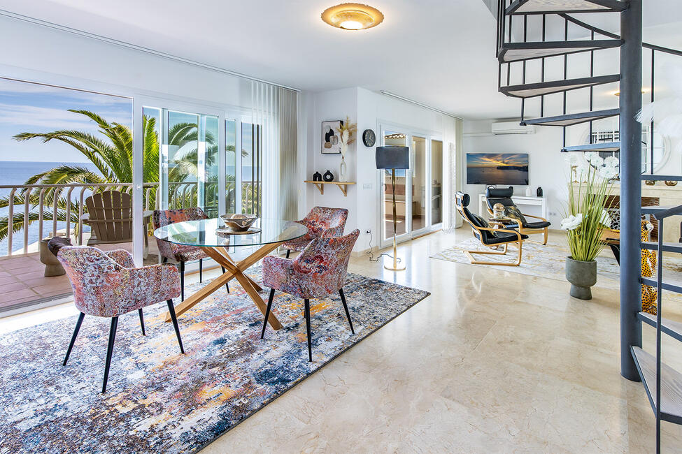 Fantastisches Penthouse in erster Meereslinie in Nova Santa Ponsa