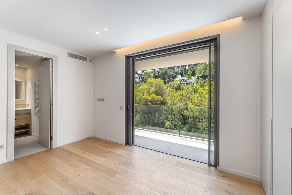 Erstklassige Luxus-Neubau-Villa mit Pool in Costa den Blanes