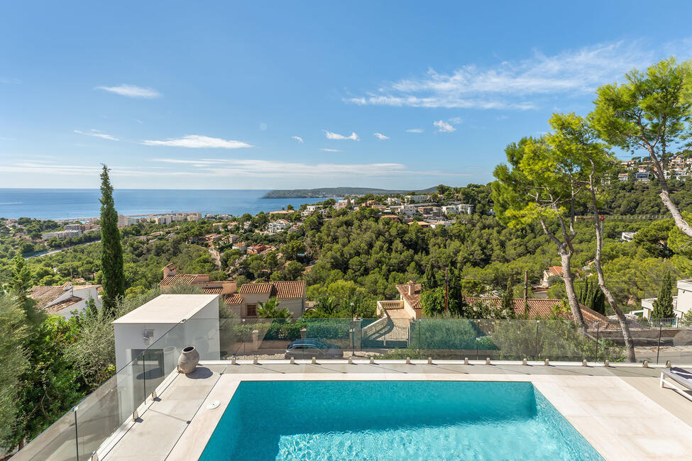 Aufwendig renovierte Villa mit fantastischem Meerblick in Costa d’en Blanes