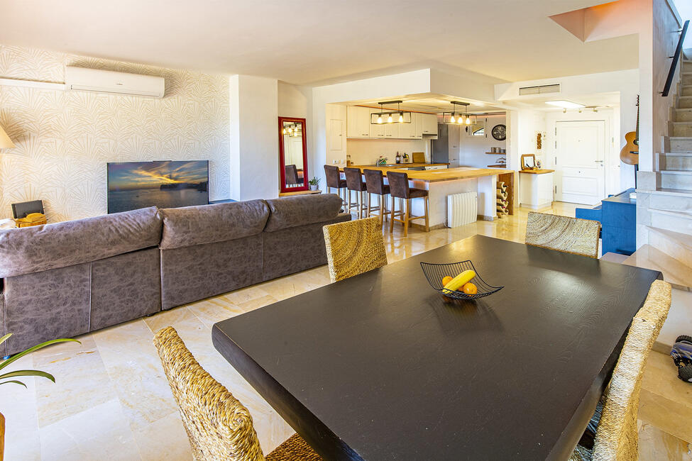 Attraktive Maisonette-Wohnung in einer luxuriösen Wohnanlage in Santa Ponsa